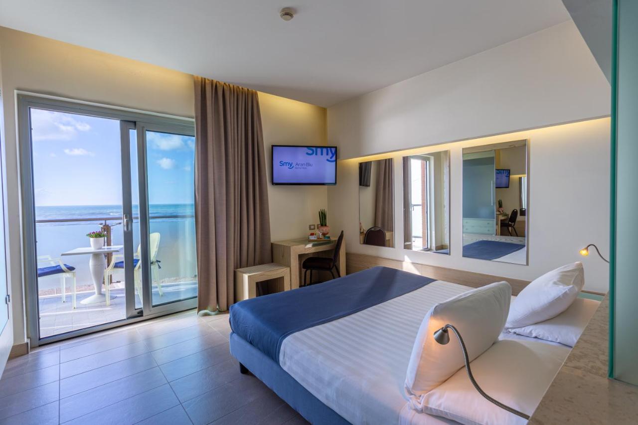 Smy Aran Blu Roma Mare (Adults Only) Hotel Ostia Buitenkant foto