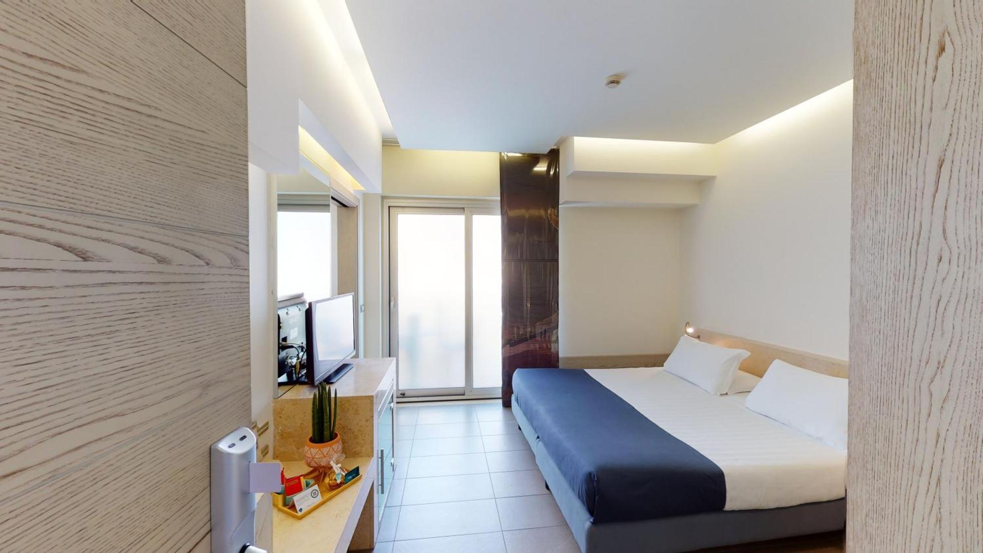 Smy Aran Blu Roma Mare (Adults Only) Hotel Ostia Buitenkant foto